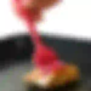 Pincel Culinário de Silicone Vermelho com Suporte 24cm