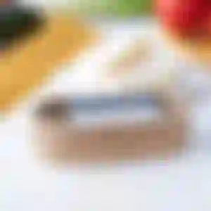 Ralador de Queijo de Mesa Em Inox com Recipiente em Bambu