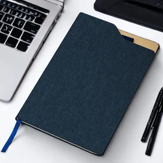 Caderno com Capa Dura e Folhas Pautadas Azul