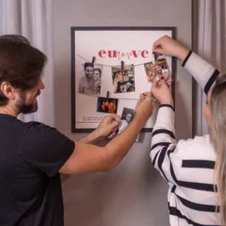 Mural De Fotos Varal com Prendedores para Polaroids - Eu e Você